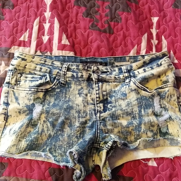 Jean shorts - Picture 1 of 6